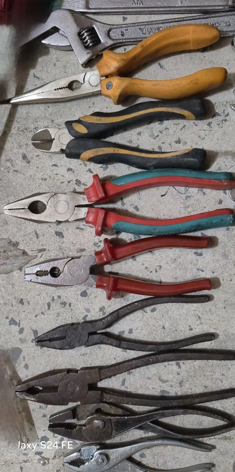 فروش آبزارآلات دستی و یک عدد قفل پدال آکبند|ابزارآلات|تهران, شهید اسدی|دیوار