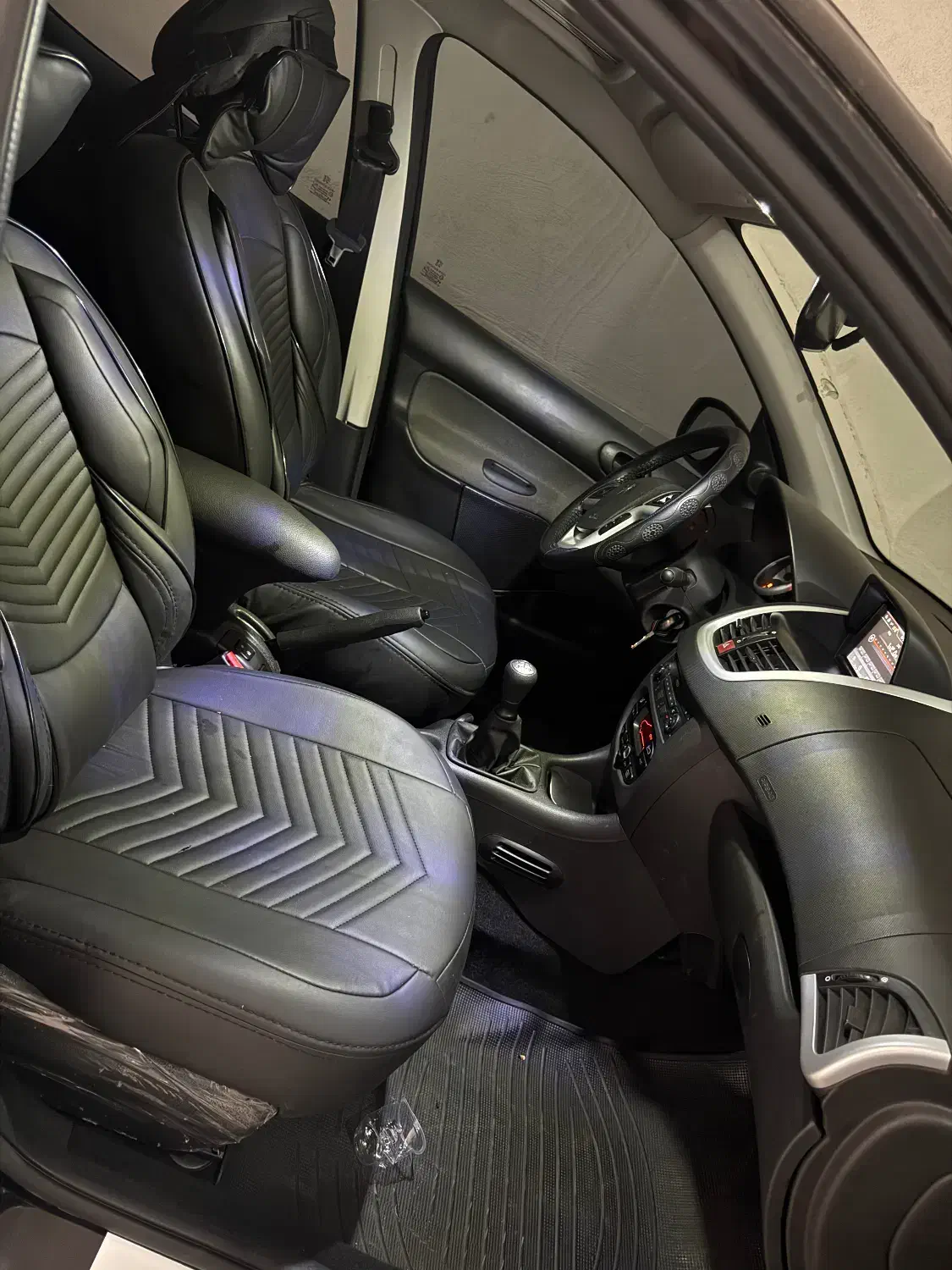 207پانا رینگ‌ دار عروسک|خودرو سواری و وانت|رشت, فلسطین|دیوار