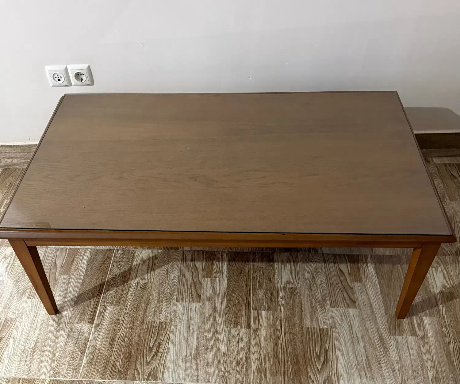 ۲عدد میز عسلی و ا عدد میز وسط برای پذیرایی|مبلمان خانگی و میز عسلی|رشت, بلوار گیلان|دیوار