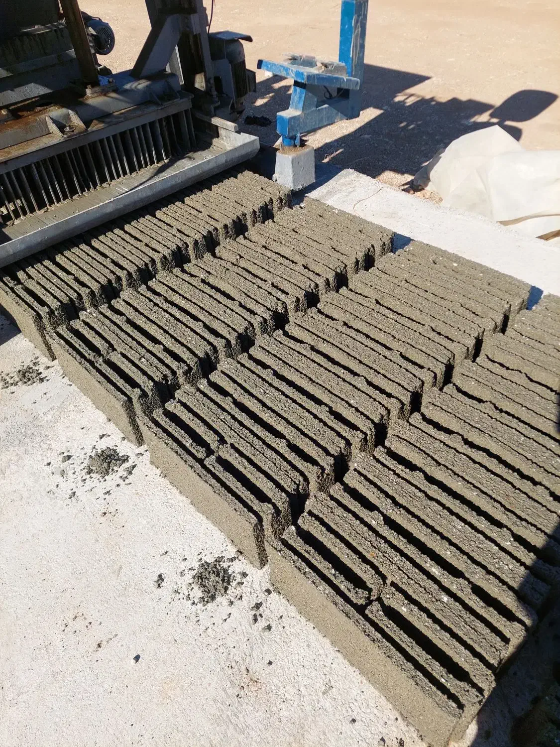 تولیدی بلوک سیمانی سبک و استاندارد|مصالح و تجهیزات ساختمان|خرم‌آباد, |دیوار