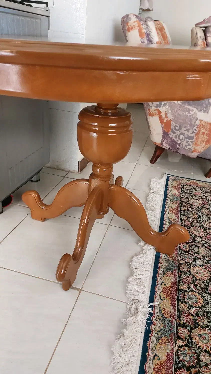 میز آنتیک، نو|میز و صندلی غذاخوری|رشت, کوی مهر|دیوار