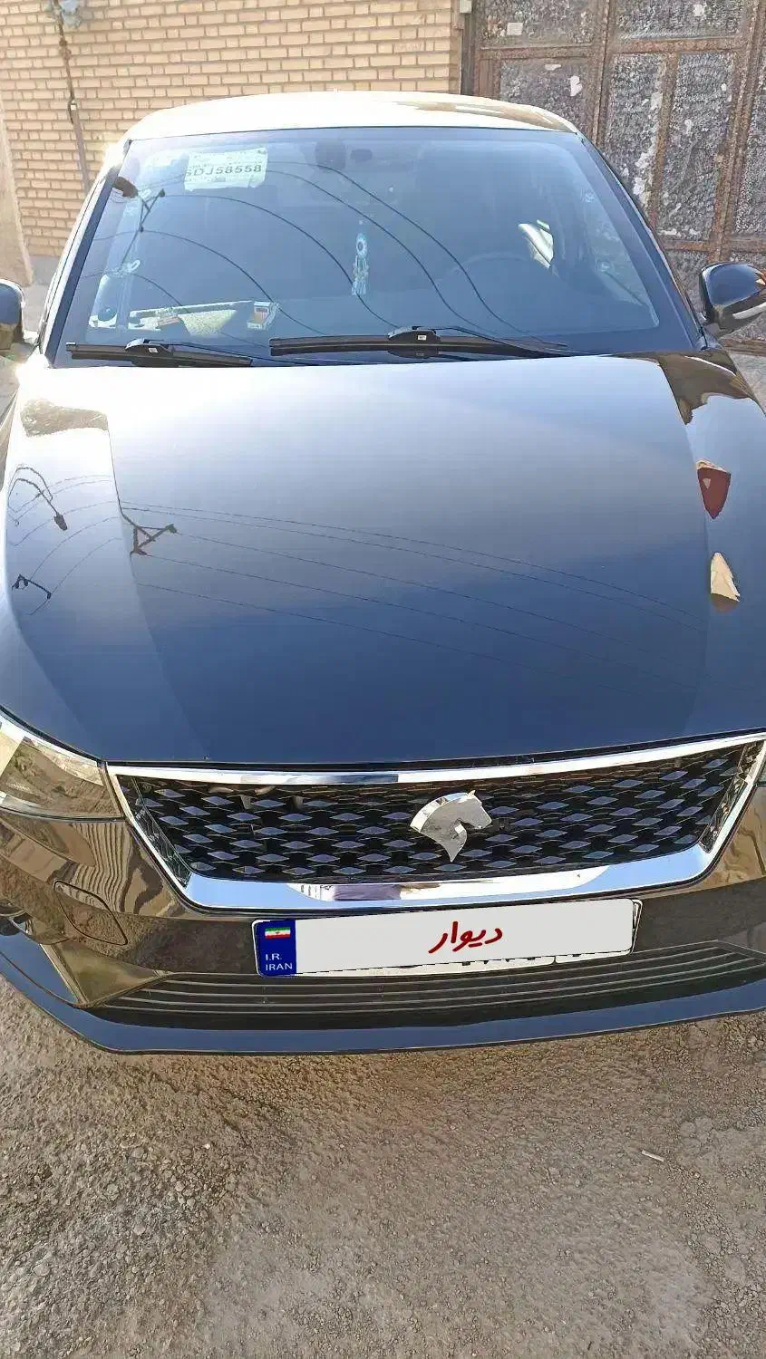 یک دستگاه خودروتاراv4|خودرو سواری و وانت|آبادان, |دیوار