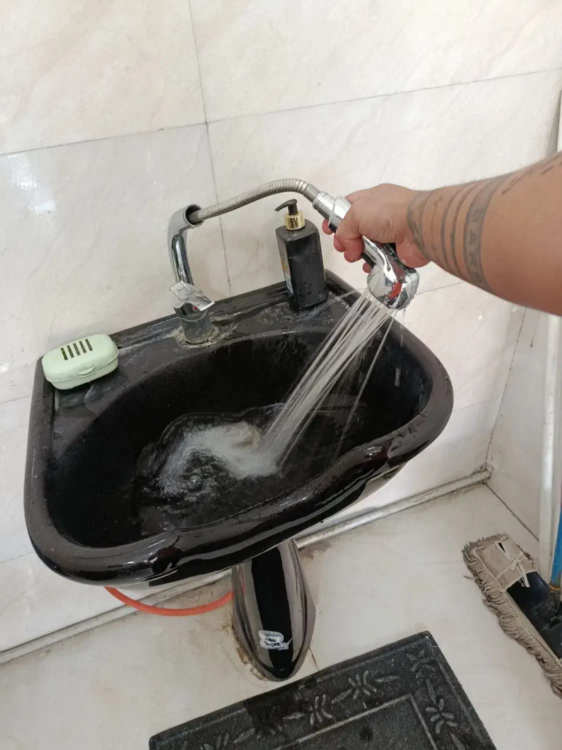 سرشور ارایشگاه مردانه|آرایشگاه و سالنهای زیبایی|شاهدشهر, |دیوار