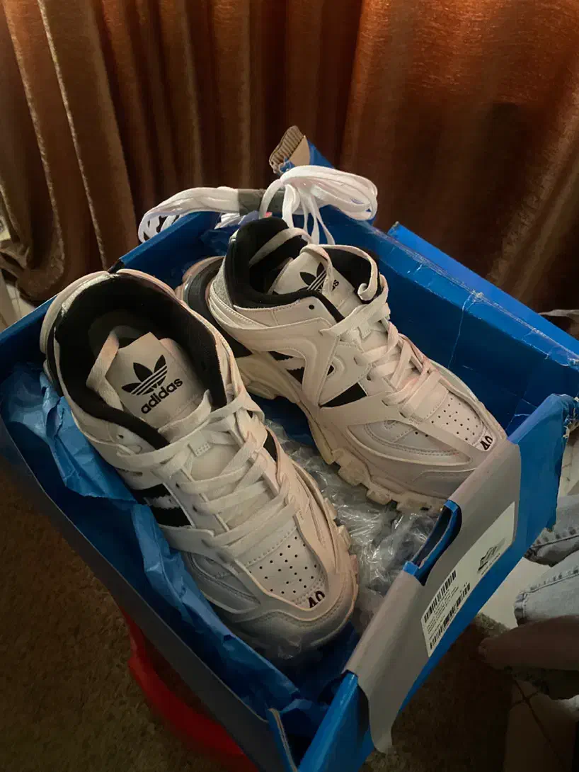 کتونی زنانه بالنسیاگا|کیف، کفش، کمربند|تهران, فرمانیه|دیوار