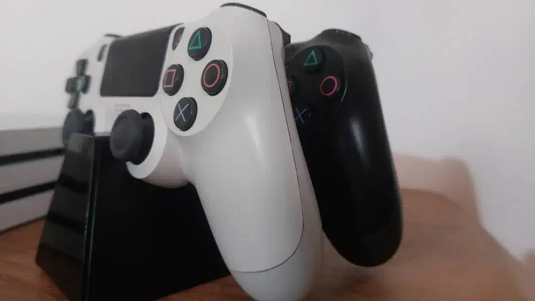 PS4 PRO|کنسول، بازی ویدئویی و آنلاین|شیراز, کلاهدوز|دیوار