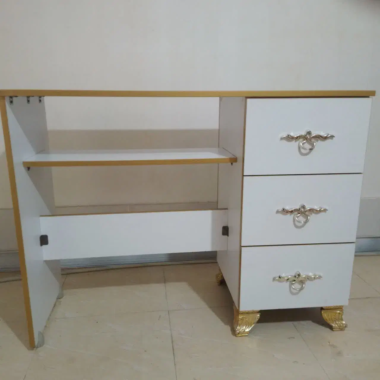 میزناخن|جاکفشی، کمد، دراور|شاهرود, |دیوار