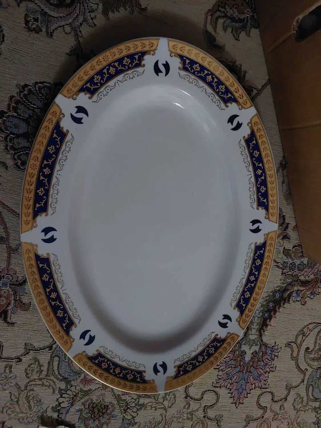 سرویس پلو خوری دوازده نفره فقط ۱۲۰۰۰۰۰|ظروف سرو و پذیرایی|قرچک, مهدیه|دیوار