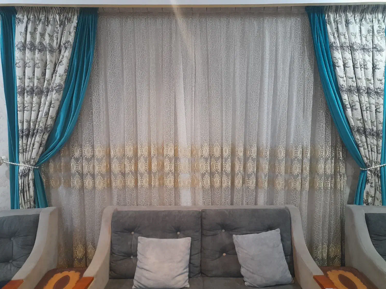 پرده|پرده، رانر، رومیزی|ری, سیزده آبان|دیوار