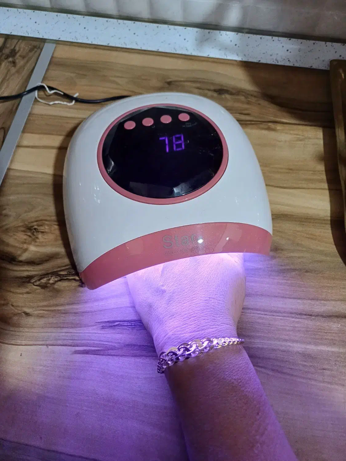 دستگاه یو وی کاشت ناخن|آرایشی، بهداشتی، درمانی|تهران, شهرک طالقانی|دیوار