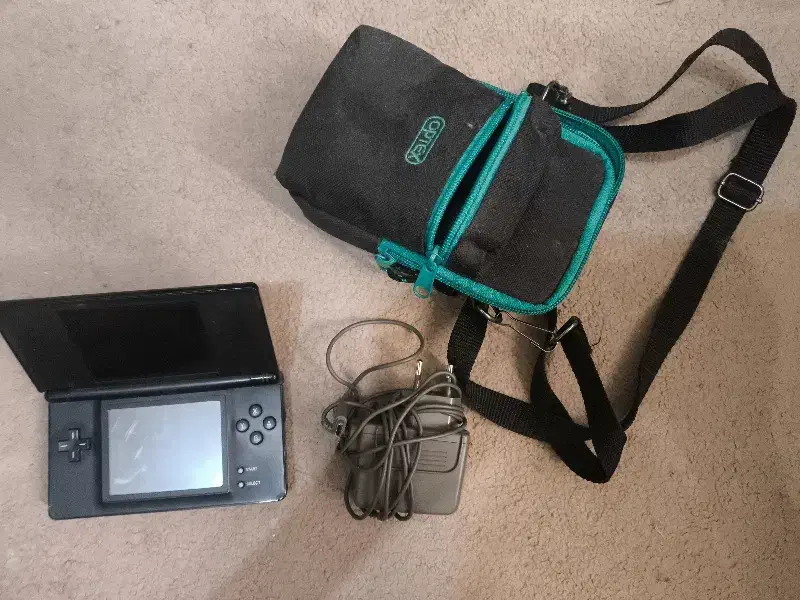 Nintendo ds|کنسول، بازی ویدئویی و آنلاین|رودهن, |دیوار