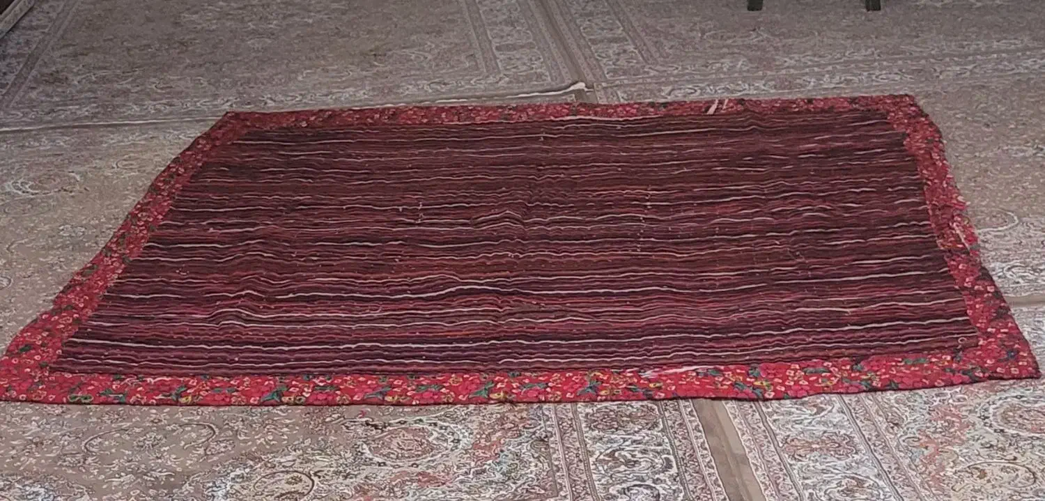 کرسی چوبی سالم مربعی ۱متردر۱مترکوچک وکم جاگیر|بخاری، هیتر، شومینه|سنندج, |دیوار