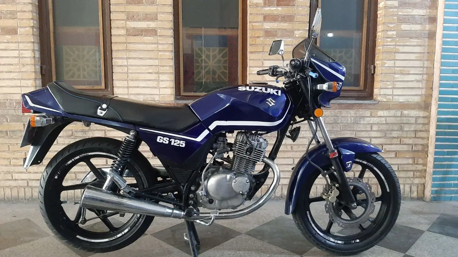 موتور سوزوکی gs125 اصلی ژاپن پلاک ملی مدل ۸۶|موتورسیکلت|تهران, جمهوری|دیوار