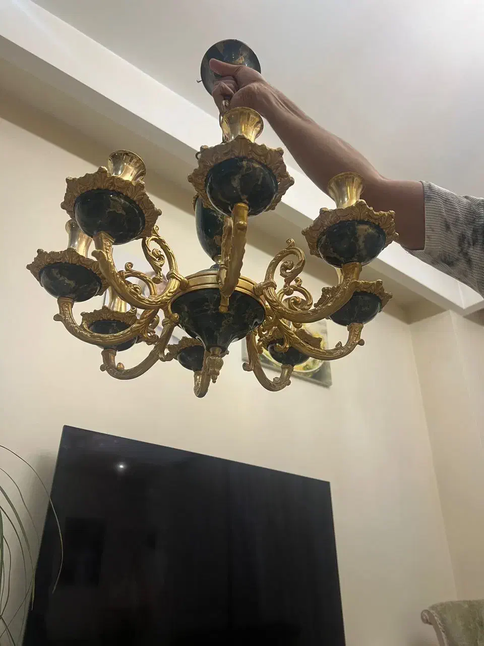 لوستر ۸ شعله سبز و طلایی|لوستر و چراغ آویز|تهران, یوسف‌آباد|دیوار