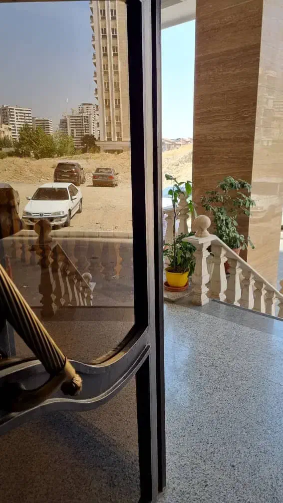 ۱۱۰متر ۲ خواب کوهک برج ریحانه طبقه۱۳