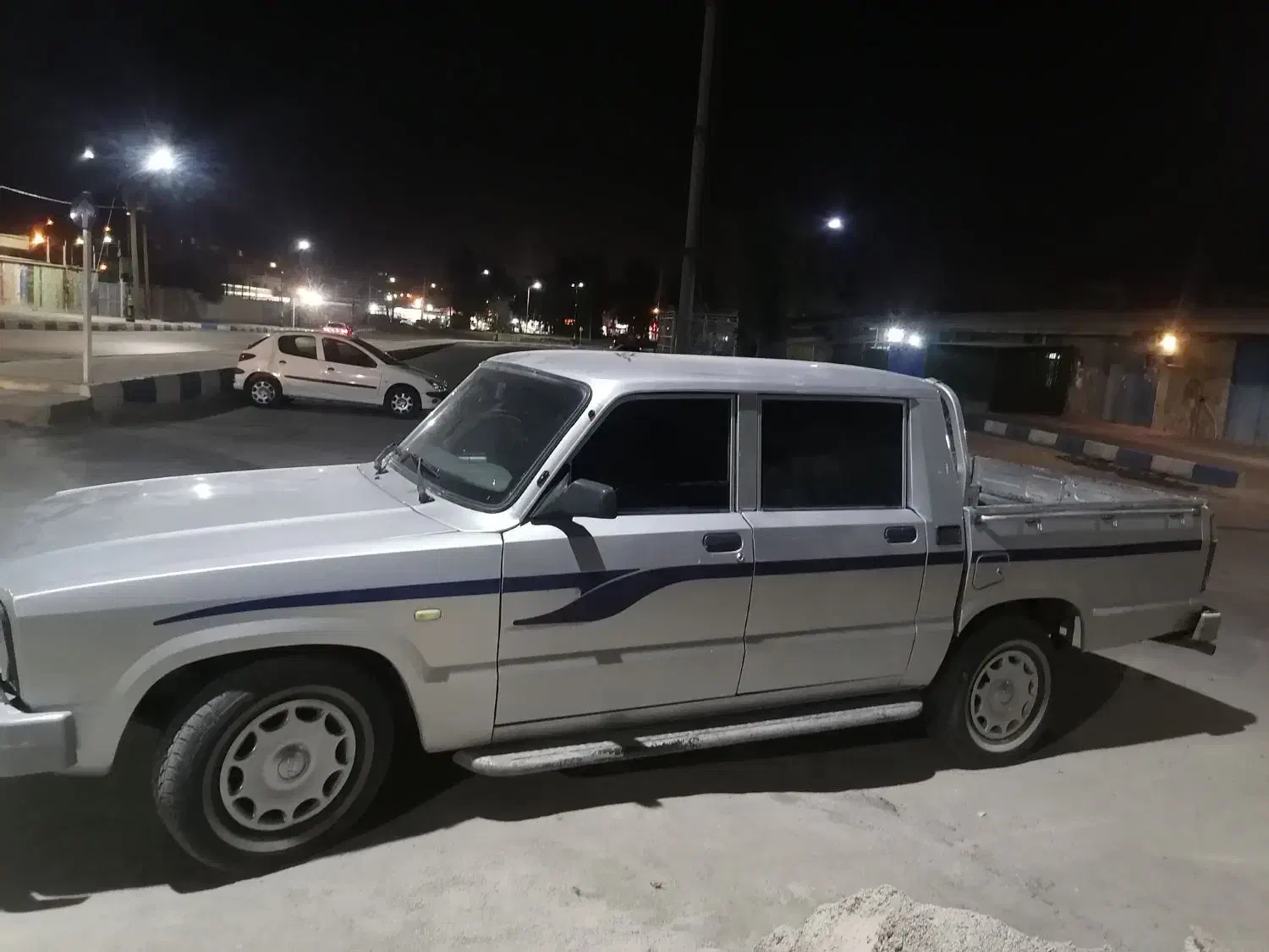 فروش مزدا کارا|خودرو سواری و وانت|کازرون, |دیوار