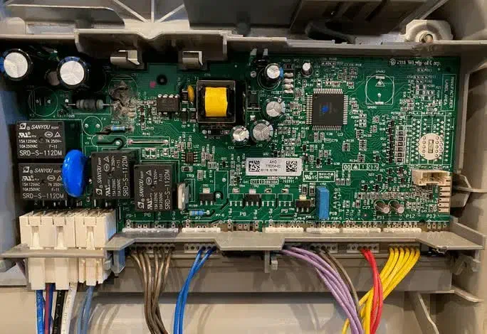 سرویس،تعمیر،نصب تخصصی پکیج و تعمیر برد الکترونیکی|آبگرمکن، پکیج، شوفاژ|تهران, نظامآباد|دیوار