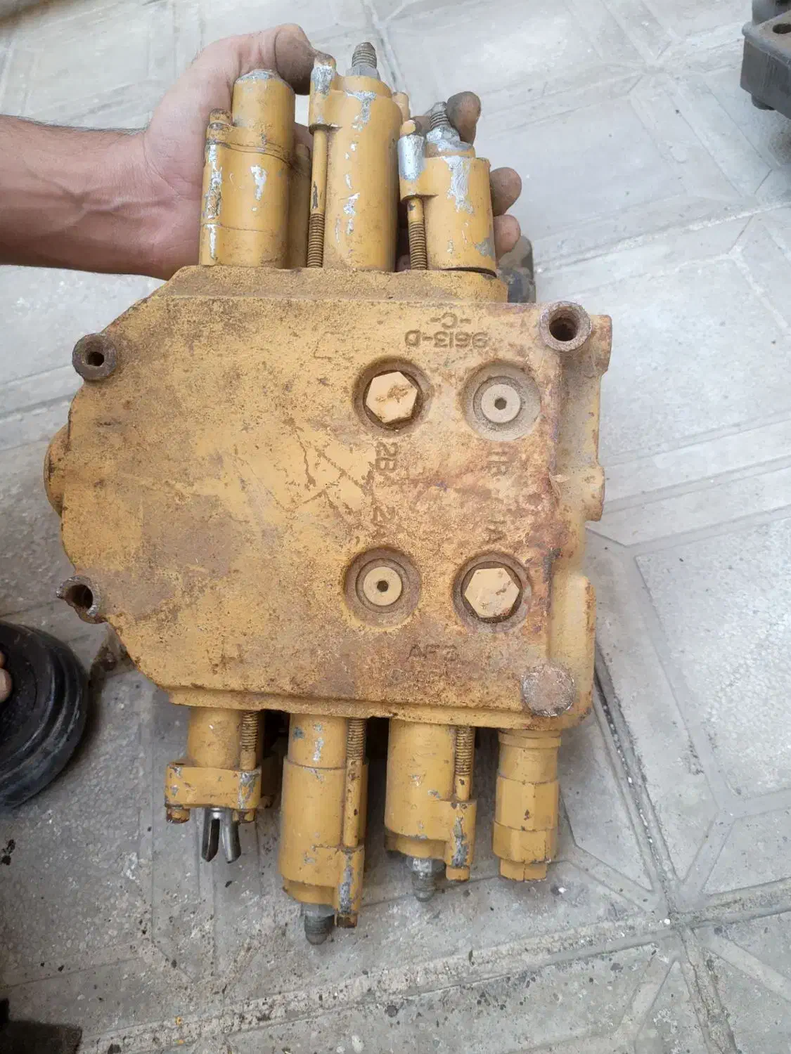 بیل.بکهو.لودر|خودرو سنگین|ارسنجان, |دیوار