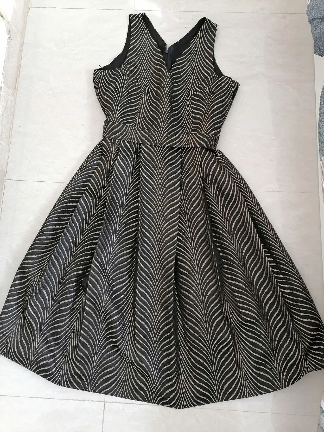 کت وپیراهن مجلسی|لباس|پردیس, فاز ۴|دیوار