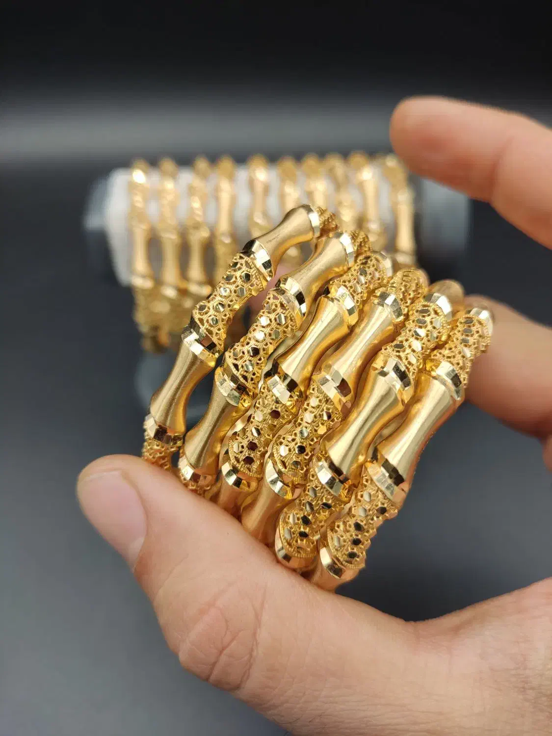 النگو اماراتی ۷ درصد وزن ۷.۰۷۰ طلا بدون اجرت|جواهرات|تهران, شمشیری|دیوار