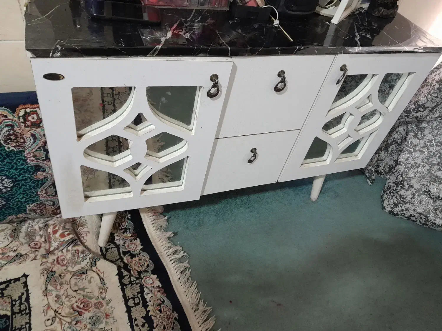 جاکفشی|جاکفشی، کمد، دراور|مشهد, موعود|دیوار