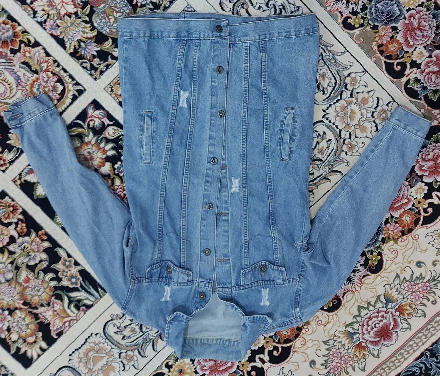 مانتو لی|لباس|سقز, |دیوار