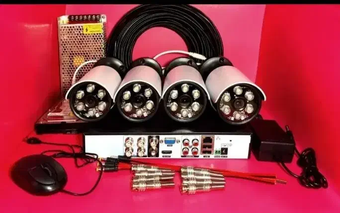 دوربین مداربسته پک ۳ دوربین (باگارانتی)|دوربین مداربسته|خمینی‌شهر, |دیوار