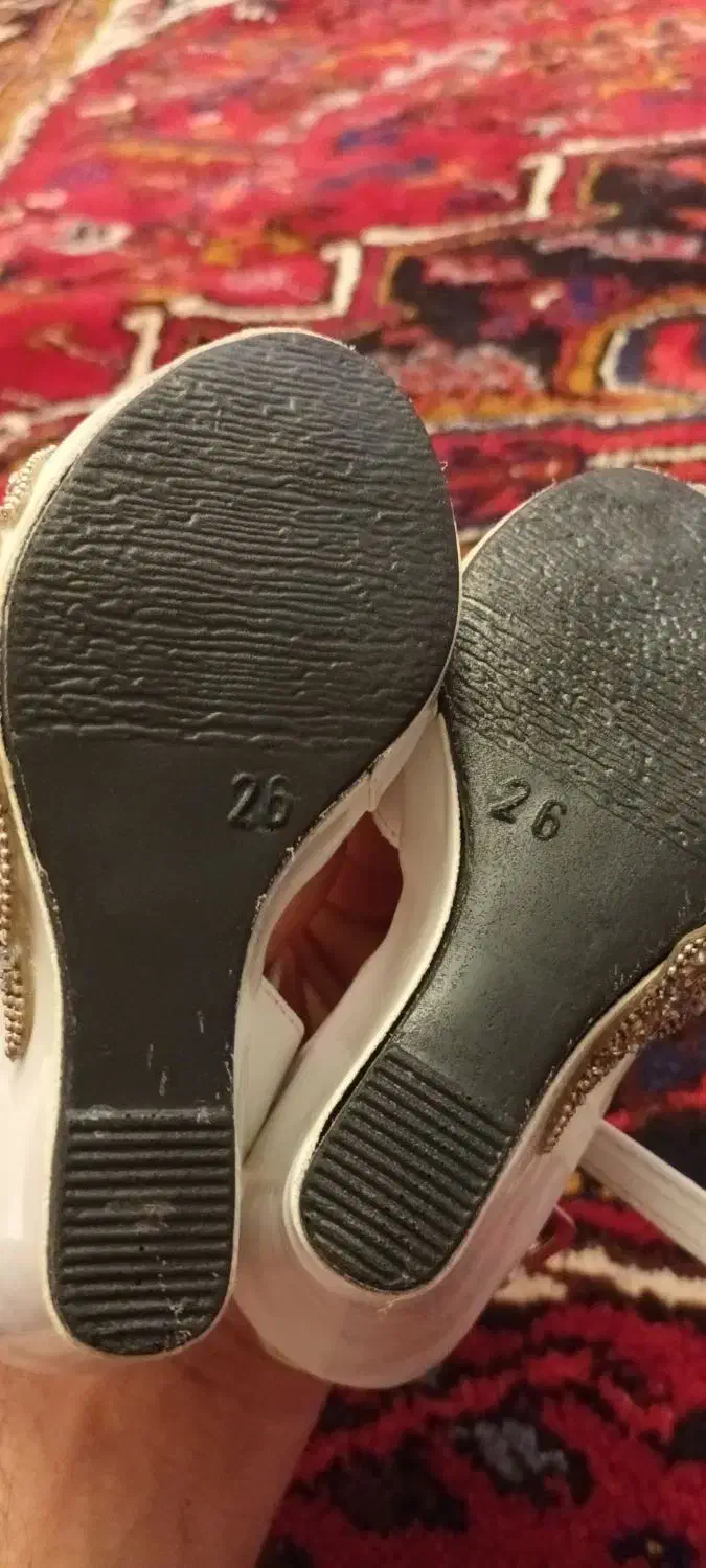 لباس و کفش برای ۶ تا ۸ ساله|کفش و لباس بچه|سراب, |دیوار