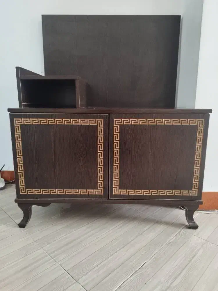 میز تلفن|میز تلفن|قرچک, شهرک الحدید|دیوار