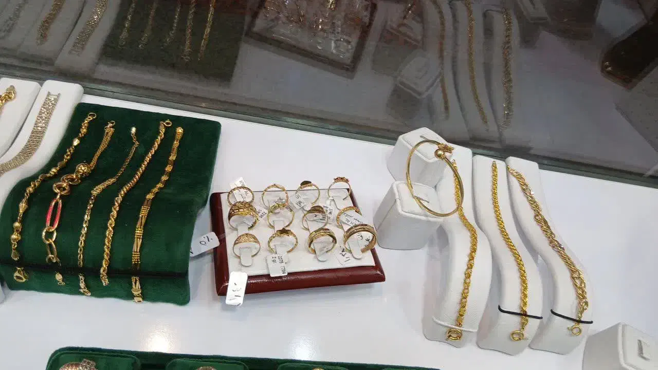 انگشتر خوشگل از 5 میلیون طلا|جواهرات|ساوه, |دیوار