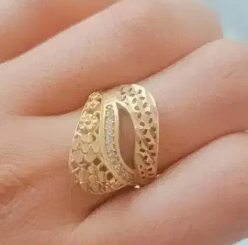 تک پوش و انگشتر|بدلیجات|پرند, فاز ۴|دیوار