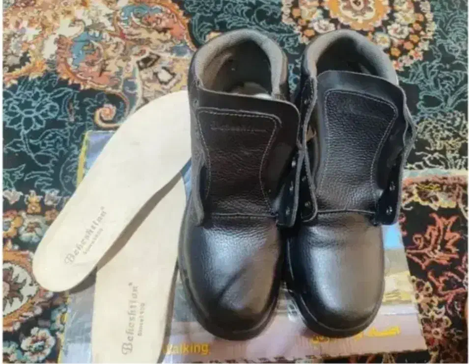 فروش کفش نیم بوت بهشتیان نو.با کفی ضدعرق.|کیف، کفش، کمربند|بندرعباس, |دیوار