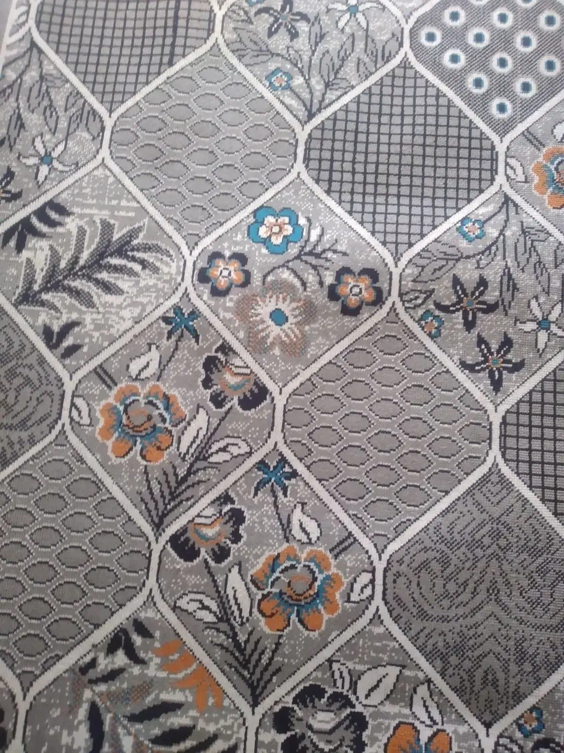 کناره طوسی|فرش|خرمآباد, |دیوار