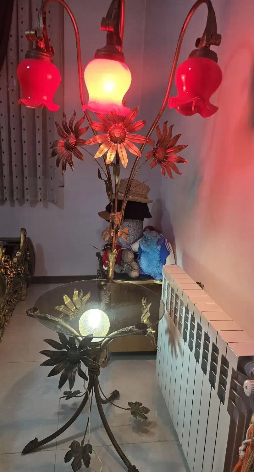 آباژور کنار سالنی|چراغ خواب و آباژور|کرج, کرج نو|دیوار