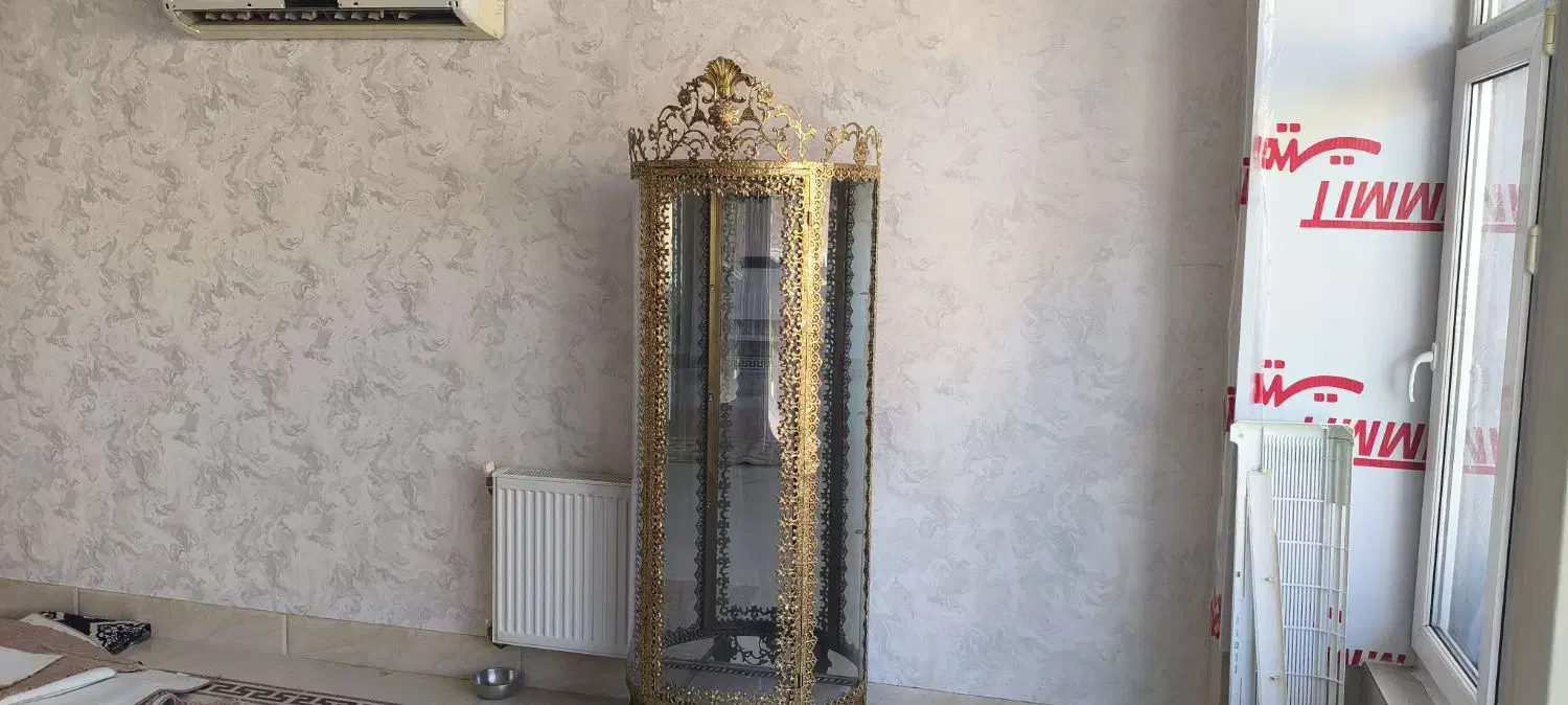 یک عدد بوفه بزرگ ۴طبقه برنزی|بوفه، ویترین، کنسول|ایلام, |دیوار