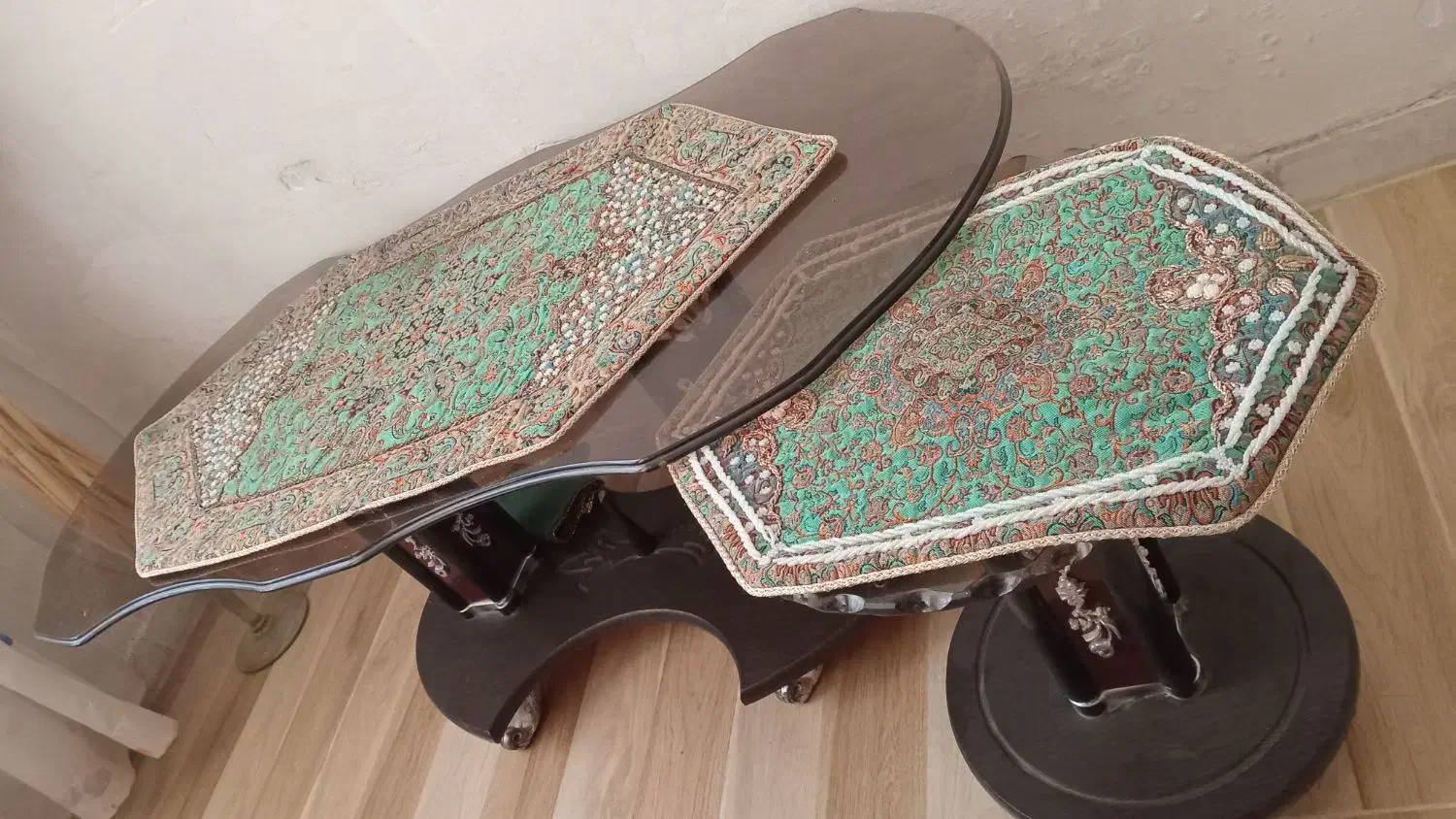 مبلمان|مبلمان خانگی و میز عسلی|قائن, |دیوار