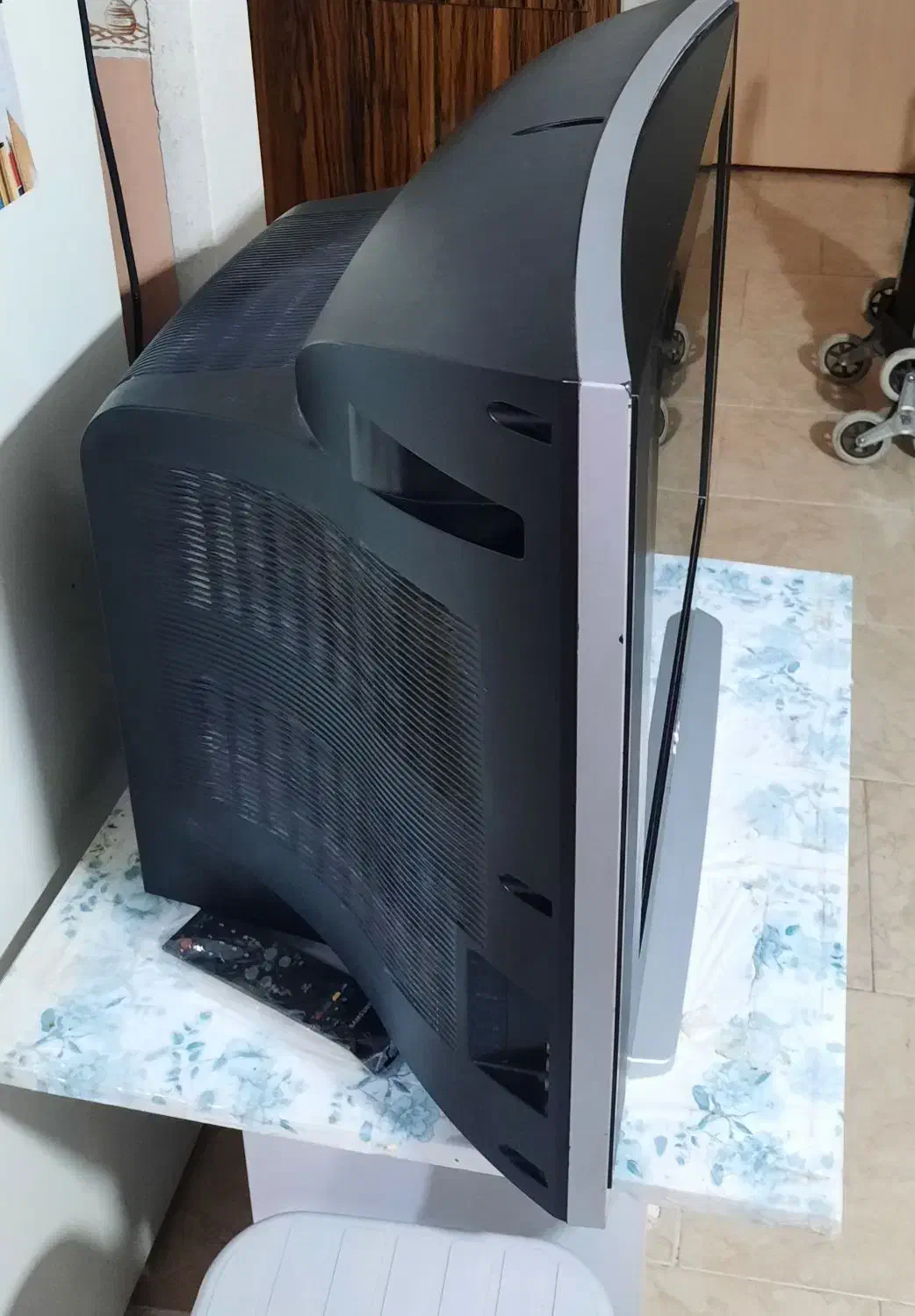 تلویزیون ۳۰ اینچ سامسونگ|تلویزیون و پروژکتور|بندرعباس, |دیوار