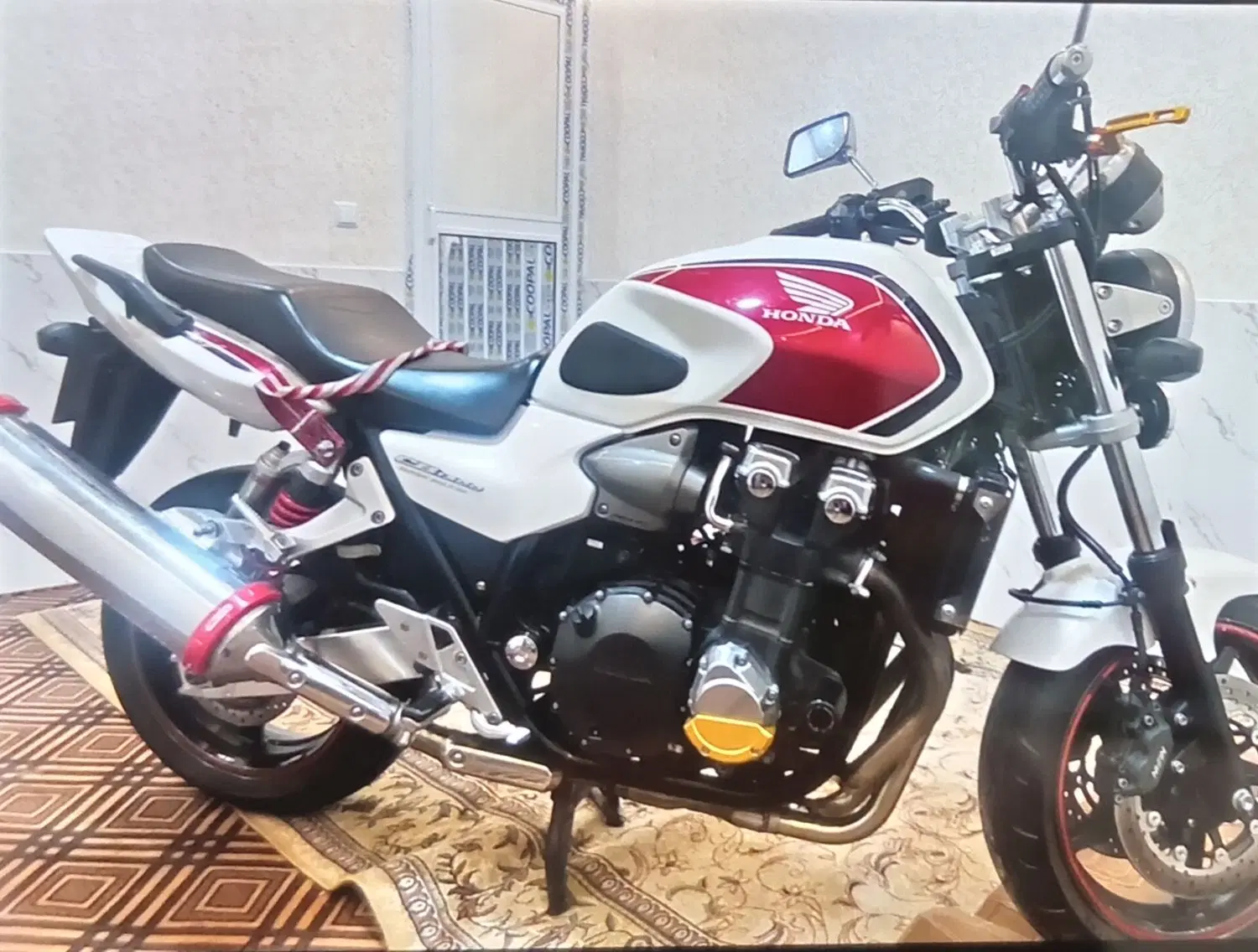 cb1300.2011|موتورسیکلت|اصفهان, عباس‌آباد|دیوار