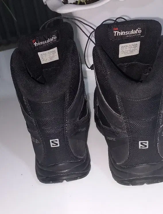 نیم بوت سالومون ویک جفت کفش اسنیکرمارک فیلیپ اصل|کیف، کفش، کمربند|فردیس, شهرک شهید حسینی|دیوار