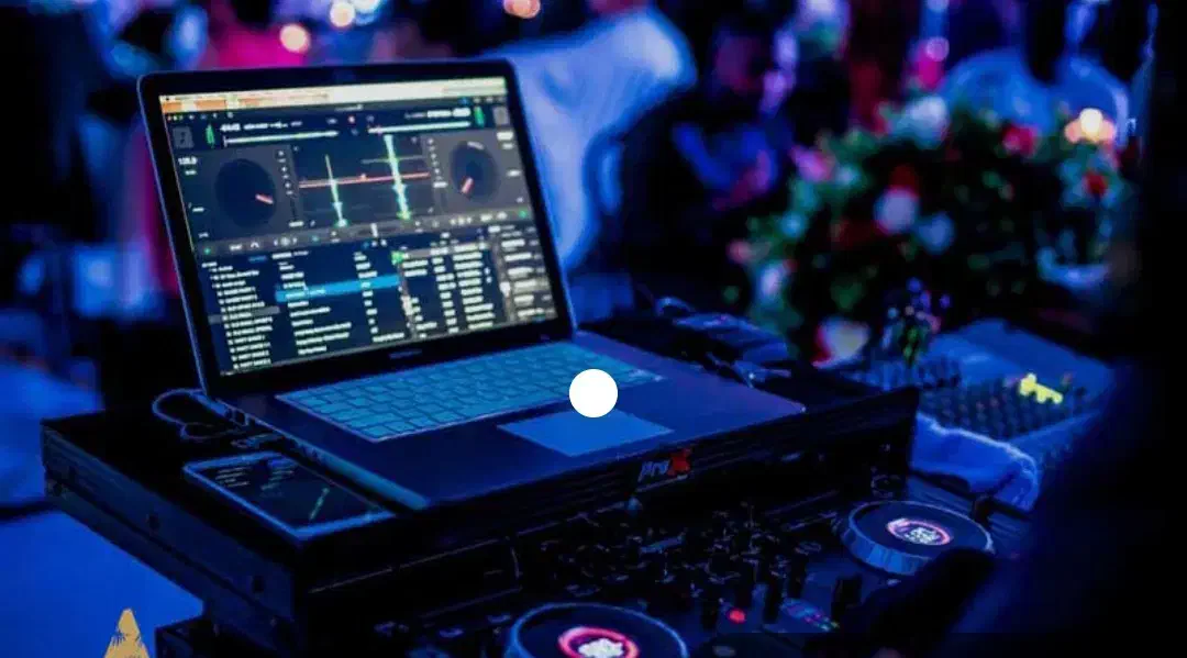 دیجی شباهنگ(خانم)|خدمات پذیرایی، مراسم|نیشابور, گمنام غربی|دیوار