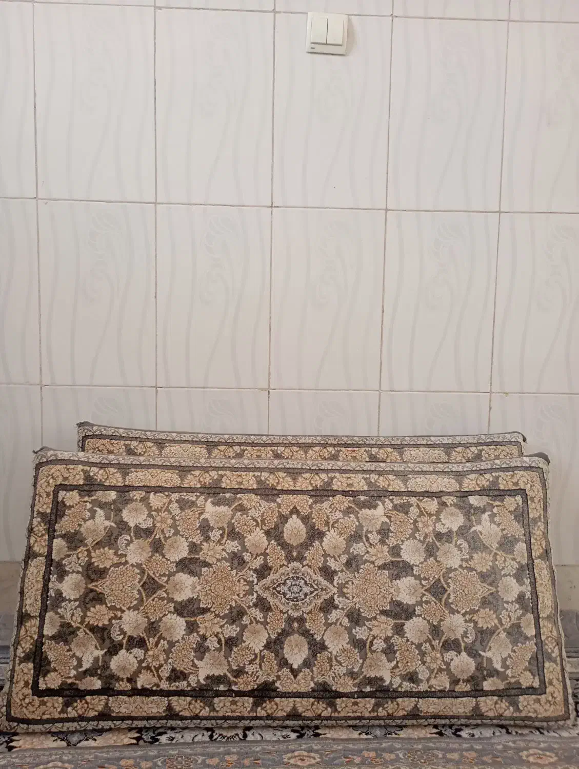 پشتی|پشتی|چناران, |دیوار