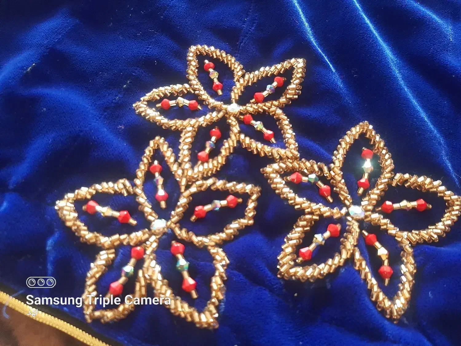 منجق وسیخک دوزی وجواهردوزی|لباس|لردگان, |دیوار