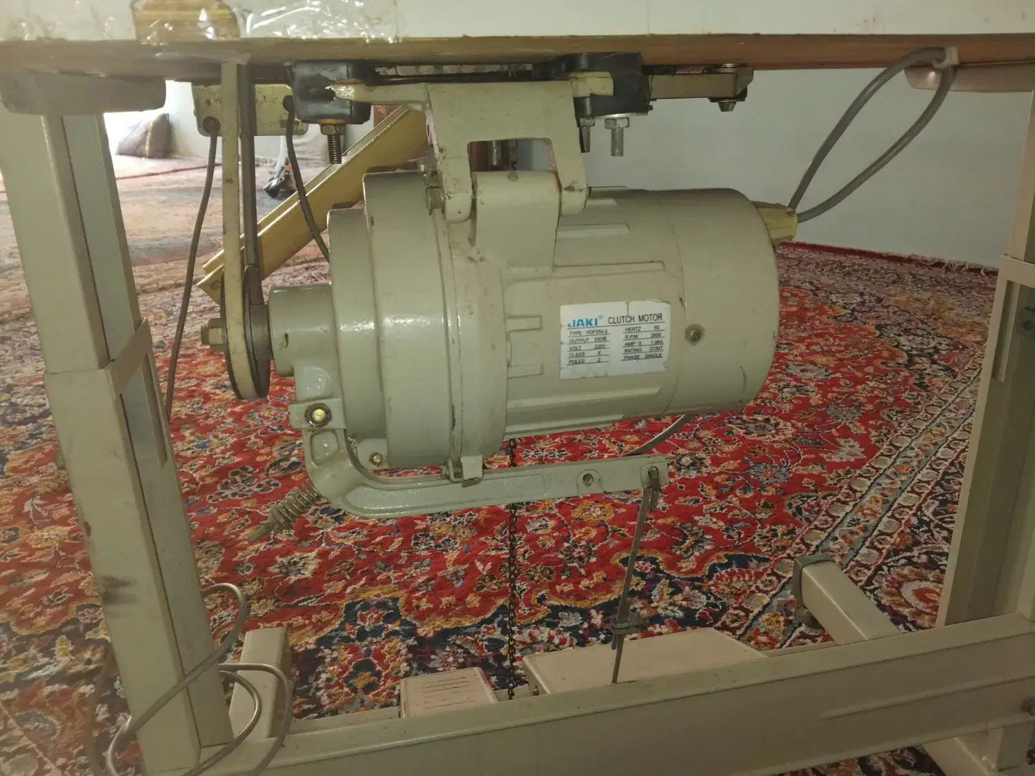 سردوز‌پنج‌نخ|چرخ خیاطی و ریسندگی|مشهد, تلگرد|دیوار