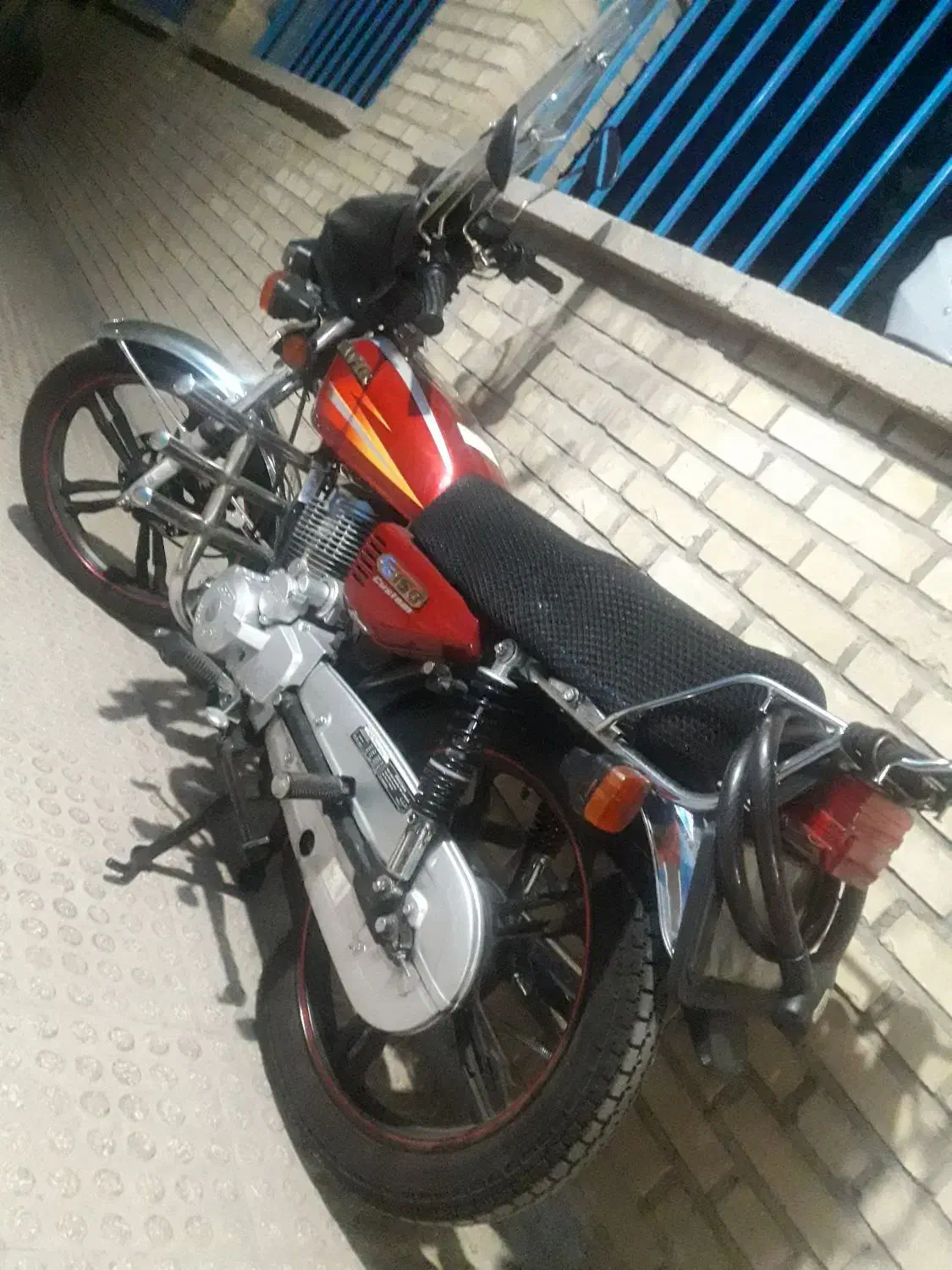 موتورکویر۱۵۰ قرمز مدل۴۰۳تمیز|موتورسیکلت|تهران, تهرانپارس غربی|دیوار