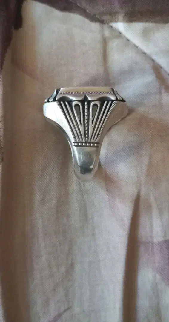 نقره|جواهرات|اندیشه, اندیشه فاز ۱|دیوار