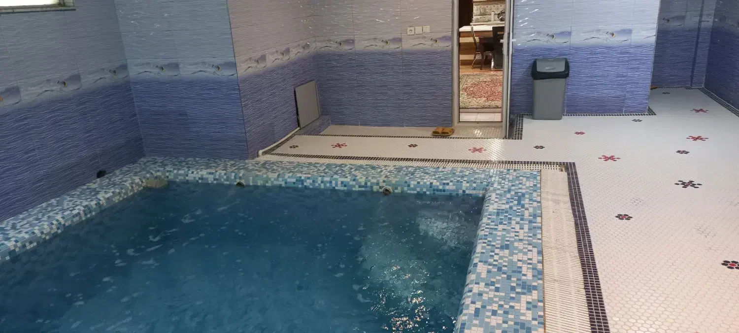 باغ ویلا اجاره ای با استخر سرپوشیده آبگرم شاهنامه|اجارهٔ کوتاهمدت ویلا و باغ|مشهد, چهاربرج|دیوار