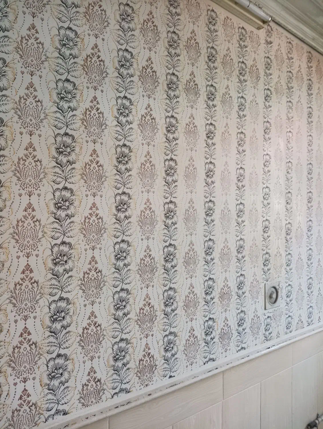 نقاشی ساختمان و طرح کاغذدیواری|خدمات پیشه و مهارت|نیشابور, ۲۲ بهمن|دیوار