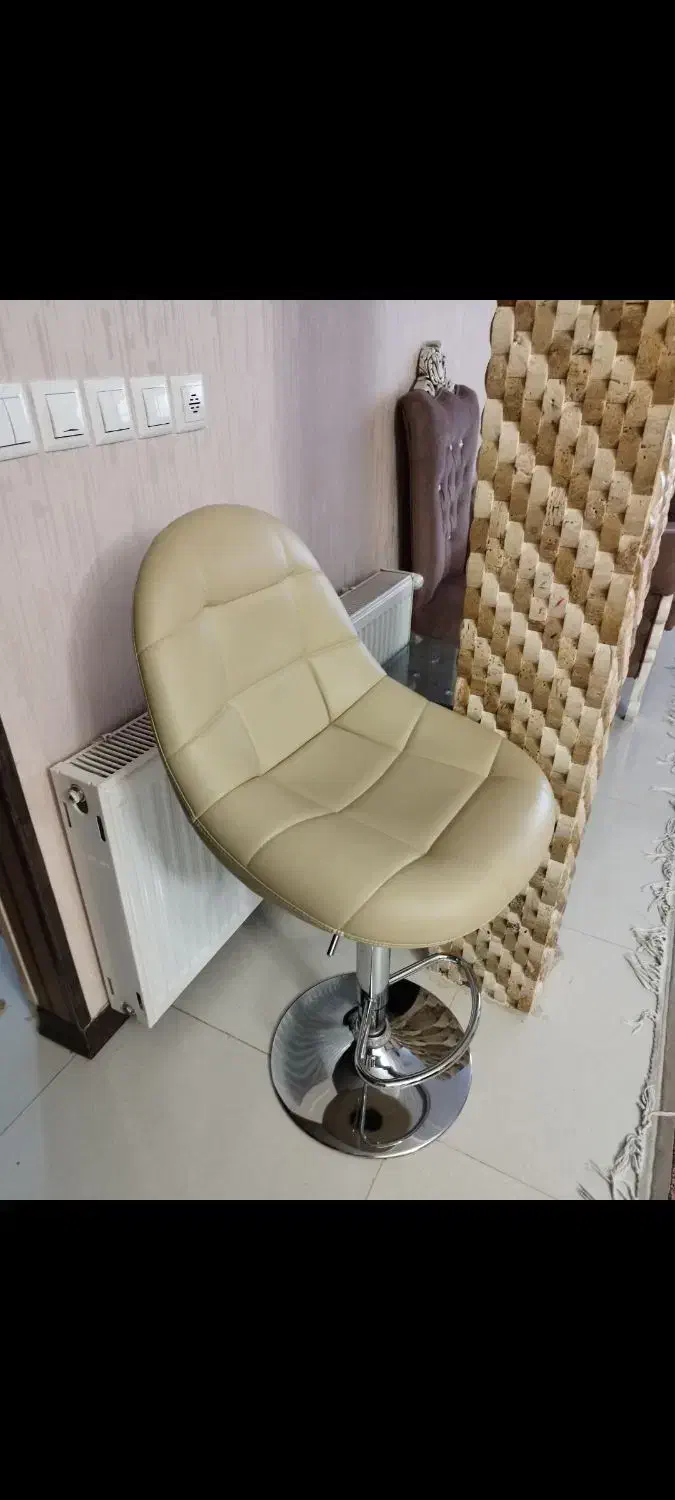 صندلی اپن یا آرایشگاه|صندلی و نیمکت|همدان, |دیوار