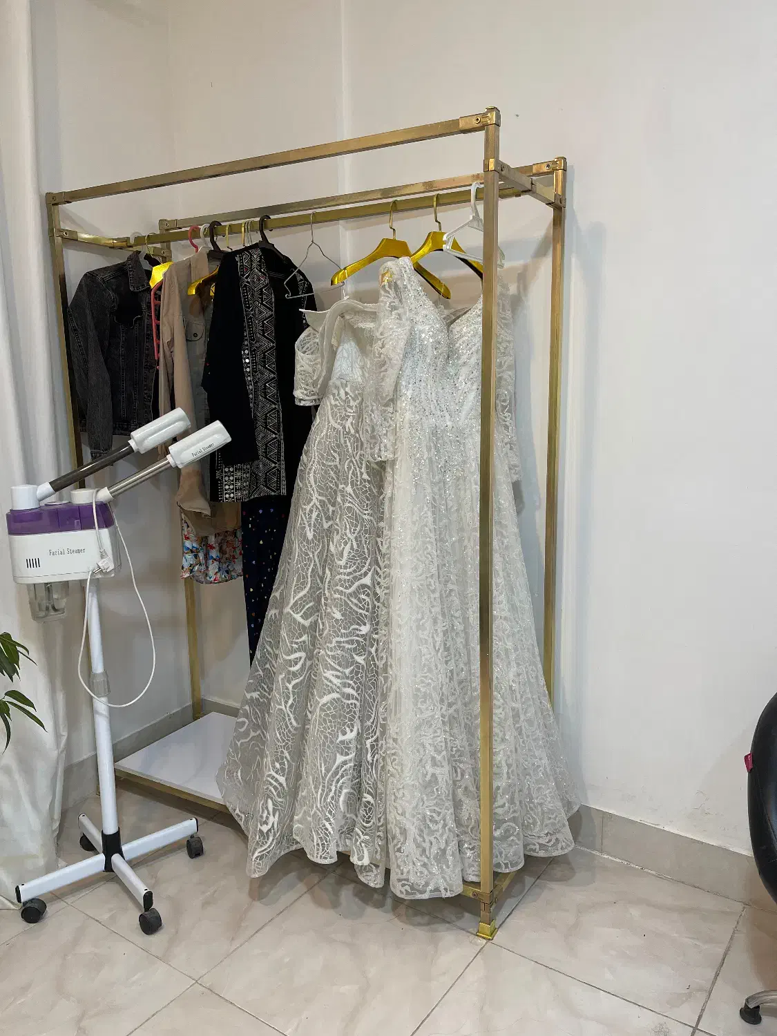 رگال لباس عروس و میز دومتری|آرایشگاه و سالنهای زیبایی|تربت جام, شهید مدرس|دیوار