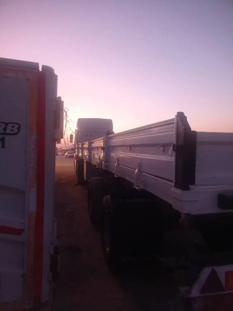 تریلی کفی ماموت قدیم پاچه باز|خودرو سنگین|مرودشت, مسکن مهرگان|دیوار