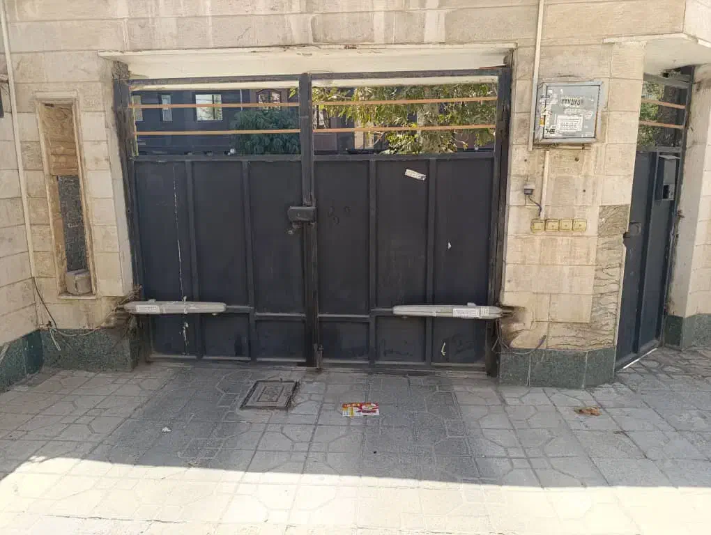 تراکت و لیبل زن هر پلاک ۱۲ هزار تومان|استخدام بازاریابی و فروش|کرج, باغستان|دیوار